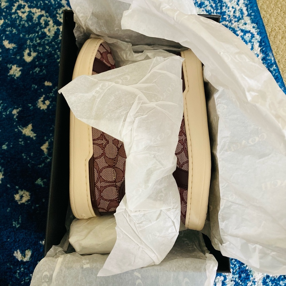NWT COACH SIGNATURE CLIP LOW TOP SNEAKER WOMEN - Picture 10 of 14